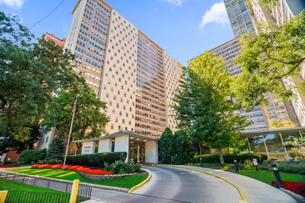 Address Withheld By Seller, Chicago, IL 60613