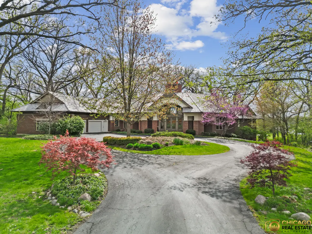 132 N Wynstone Drive, North Barrington, IL 60010 - Image #1