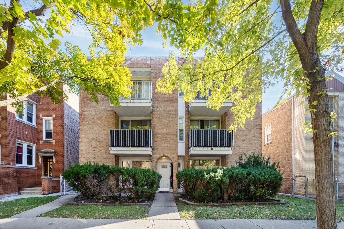 5627 N Kimball Avenue #3B, Chicago, IL 60659 - Image #1