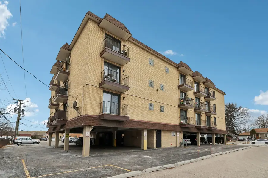 9815 Lawrence Court #3AF, Schiller Park, IL 60176 - #3
