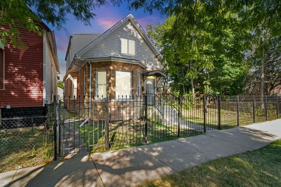 9208 S Dobson Avenue, Chicago, IL 60619 - Image #2