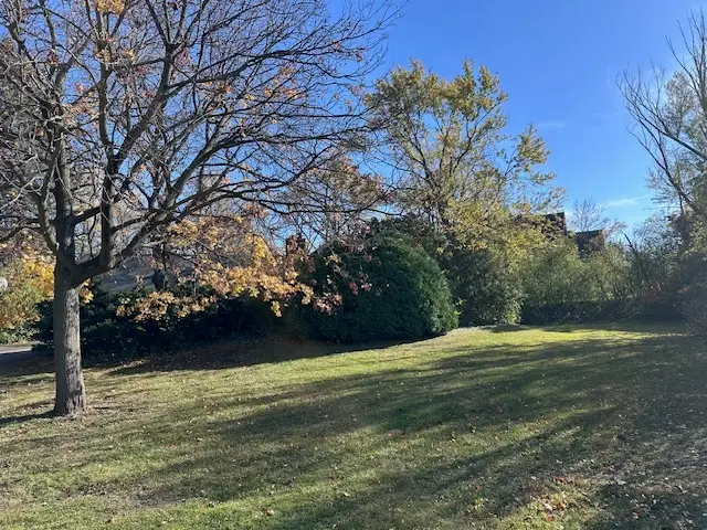 335 Countryside Court, Burr Ridge, IL 60527 - Image #1