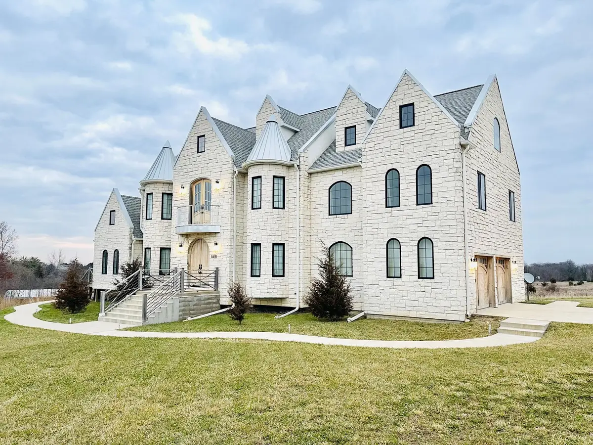 16810 Springfield Road, Pekin, IL 61554 - Image #1