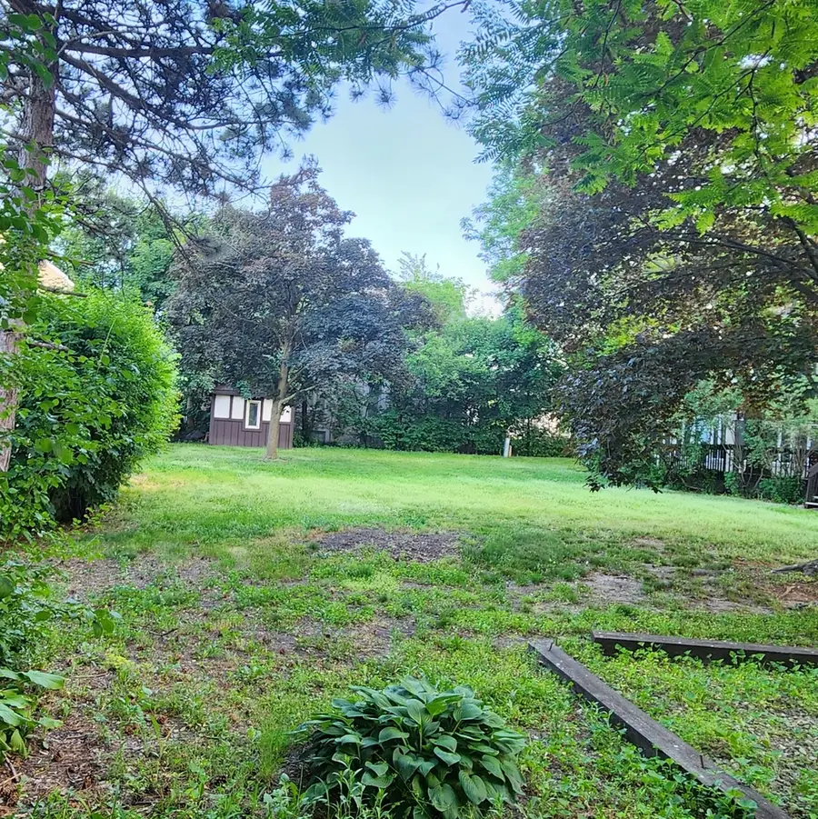 1219 W Sable Drive, Addison, IL 60101 - Image #2