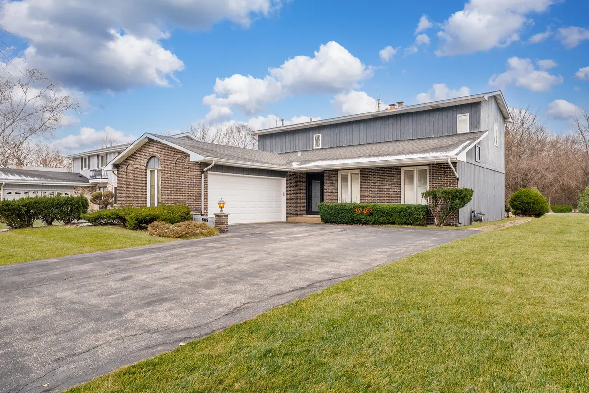 809 Brentwood Drive, Bensenville, IL 60106 - Image #1