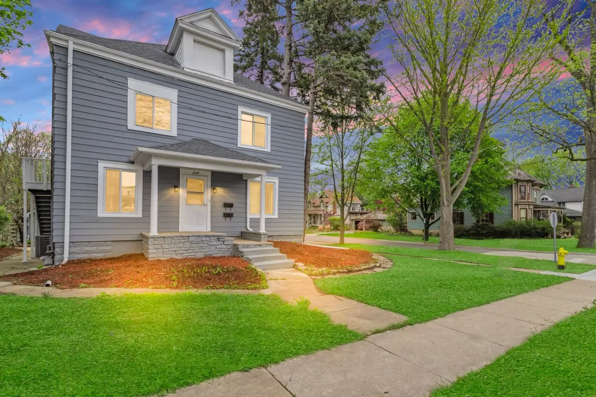 209 E Washington Street, West Chicago, IL 60185 - Image #1