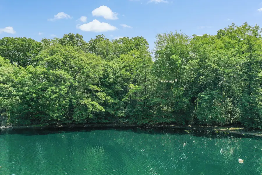 910 Saint Stephens Green, Oak Brook, IL 60523 - Image #3