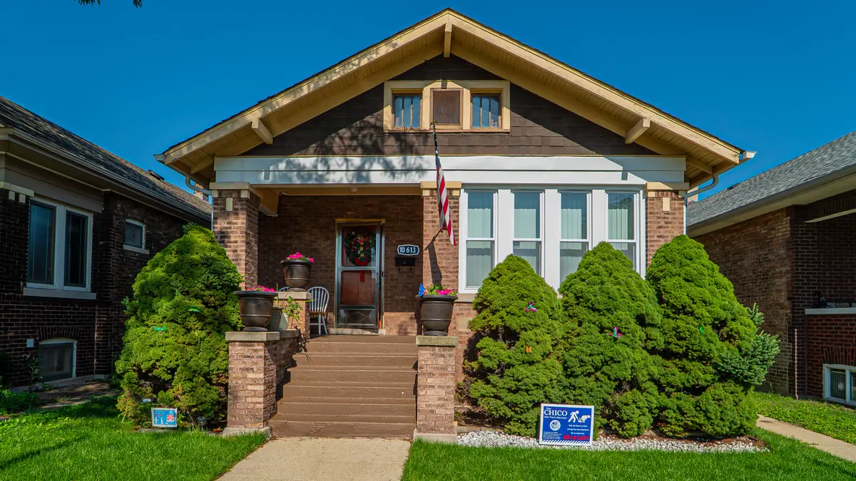 10613 S Avenue F, Chicago, IL 60617 - Image #1