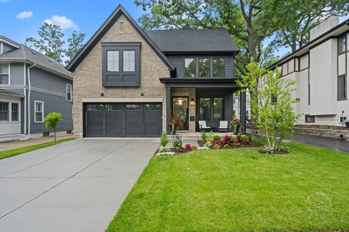 328 S Loomis Street, Naperville, IL 60540 - Image #1