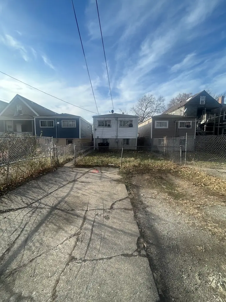 6425 S Racine Avenue, Chicago, IL 60609 - Image #3