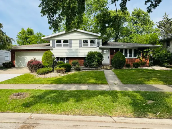 18947 Ridgewood Avenue, Lansing, IL 60438