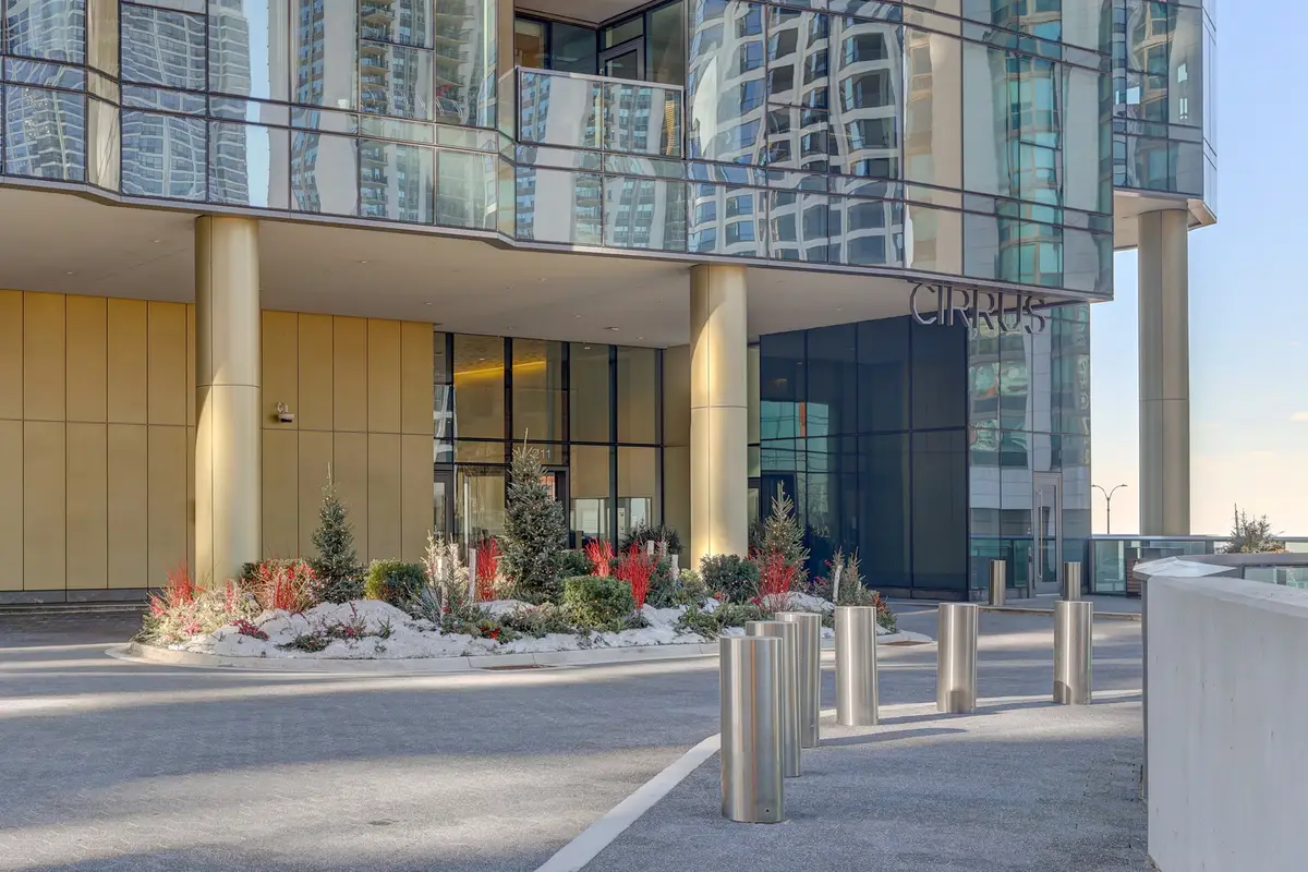 211 N Harbor Drive #2003, Chicago, IL 60601 - Image #1