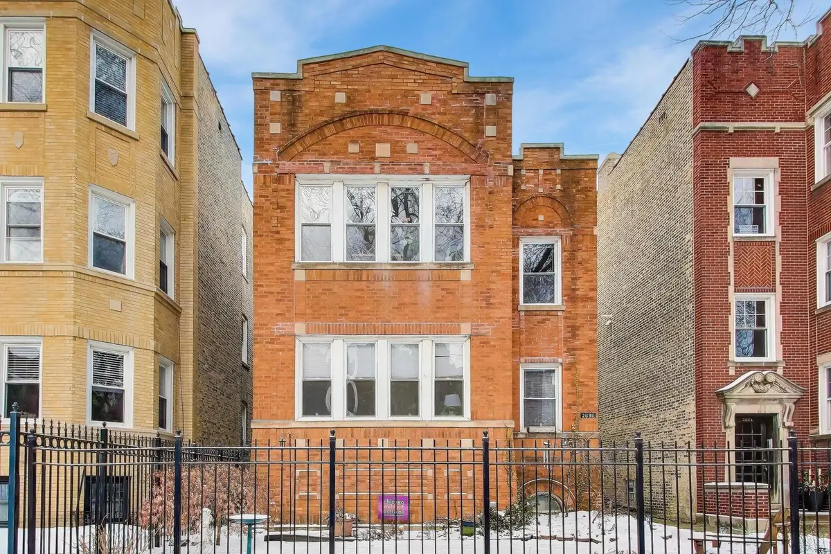 2036 W Farragut Avenue, Chicago, IL 60625 - #1