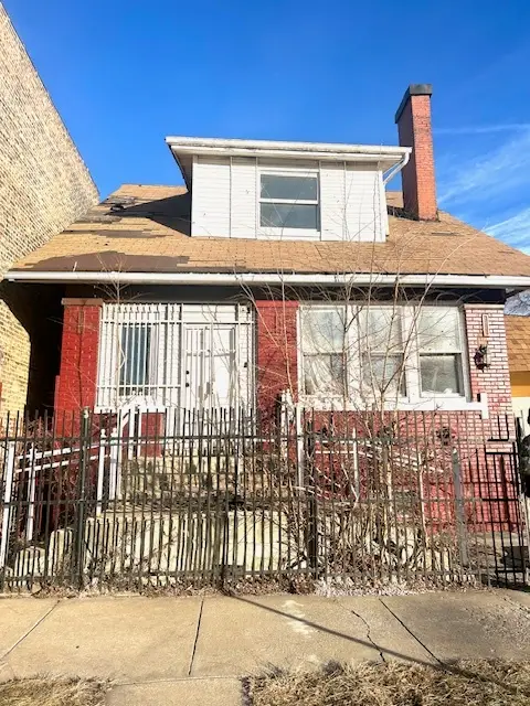 6215 S Prairie Avenue, Chicago, IL 60637