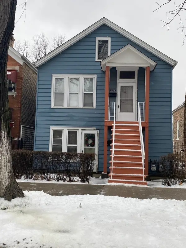 2652 S Komensky Avenue, Chicago, IL 60623