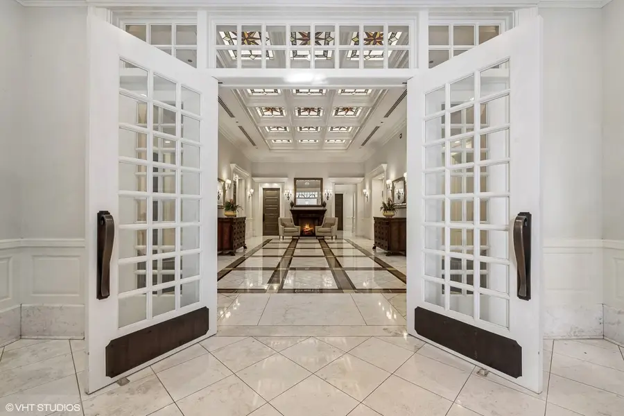 1300 N State Parkway #701, Chicago, IL 60610 - Image #2