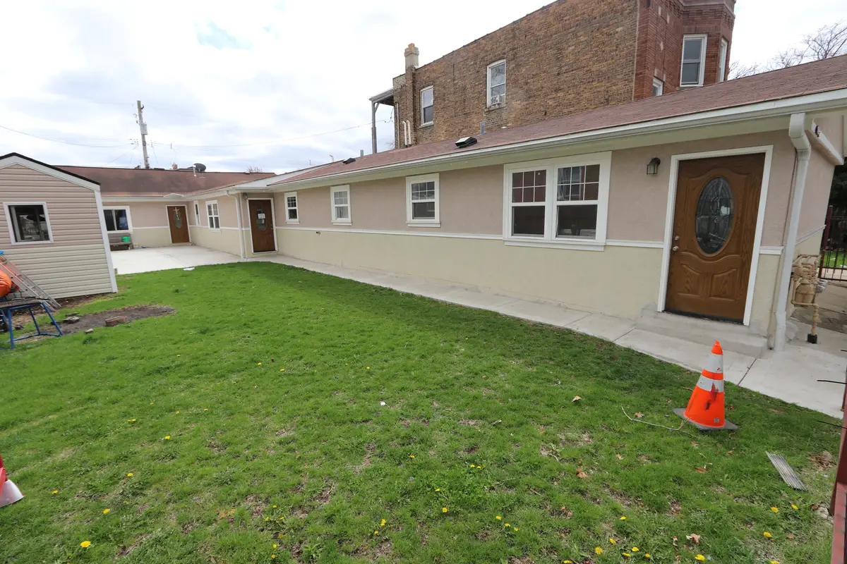 4247 W Haddon Avenue, Chicago, IL 60651 - Image #1