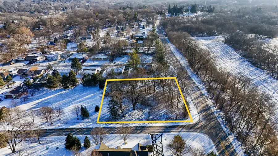 9814 River Bluff Lane, Fox River Grove, IL 60021 - Image #2