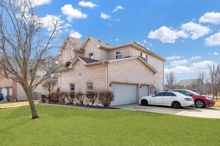 26800 Basswood Circle, Plainfield, IL 60585 - Image #2
