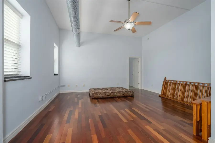 212 N Center Street #402, Bloomington, IL 61701 - Image #3