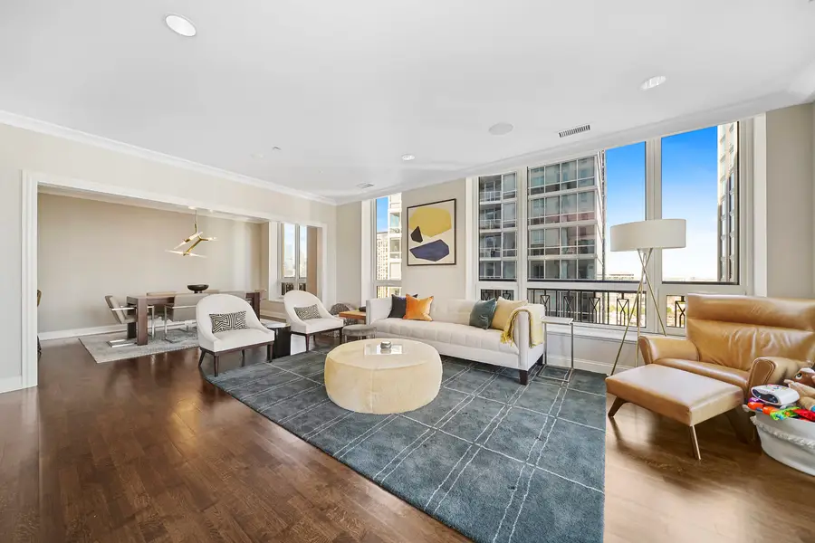 10 E Delaware Place #18E, Chicago, IL 60611 - Image #3