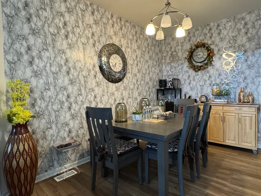 997 Regent Drive, Matteson, IL 60443 - Image #3