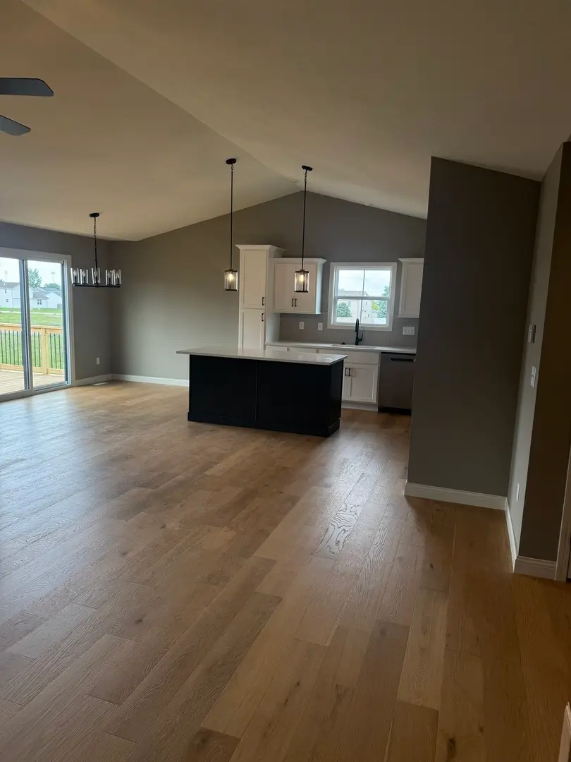 1725 Bluestone Drive, Normal, IL 61761 - Image #2