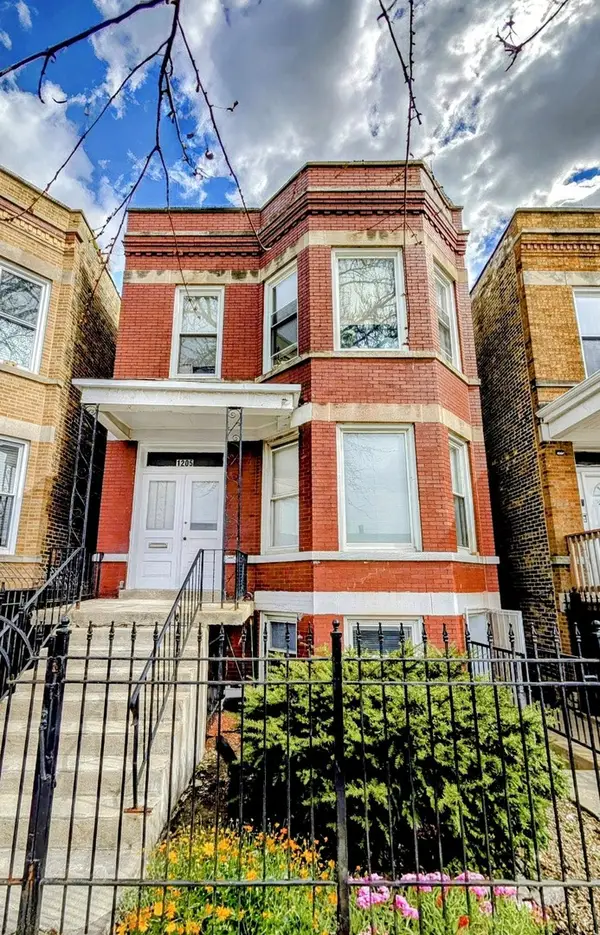 1205 N Hamlin Avenue, Chicago, IL 60651