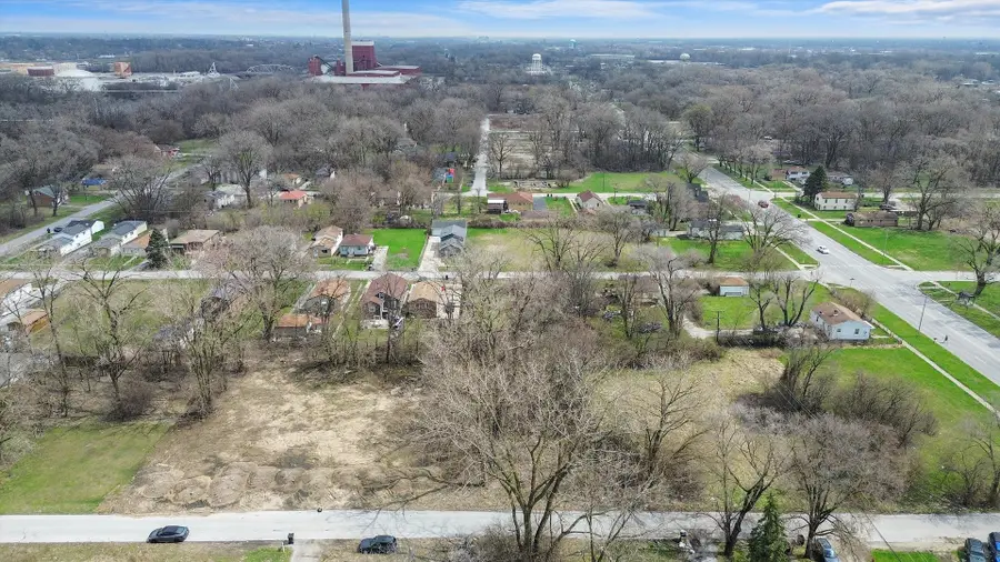 13435 S Lawndale Avenue, Robbins, IL 60472 - Image #2