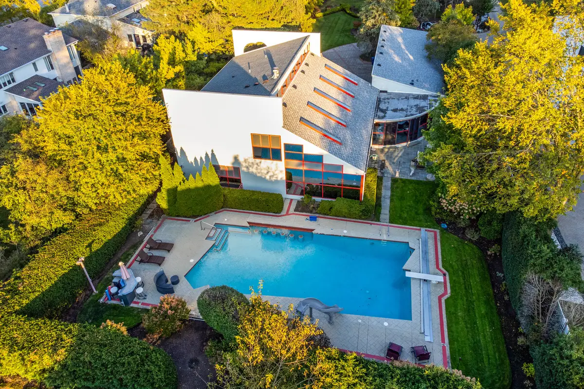 2100 Pfingsten Road, Northbrook, IL 60062 - #1