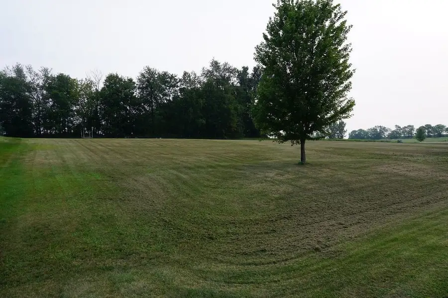 334 Rockside Drive, Dixon, IL 61021 - Image #2