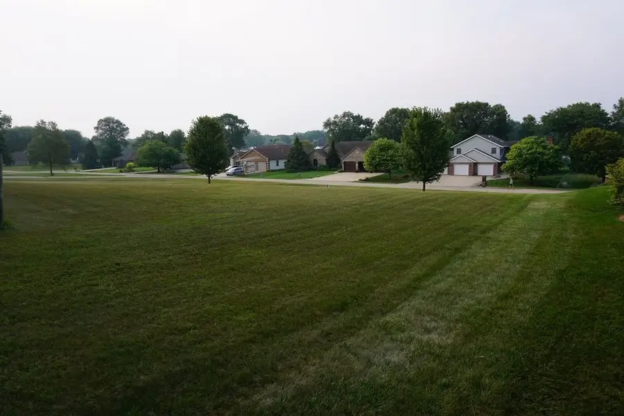 334 Rockside Drive, Dixon, IL 61021 - Image #3