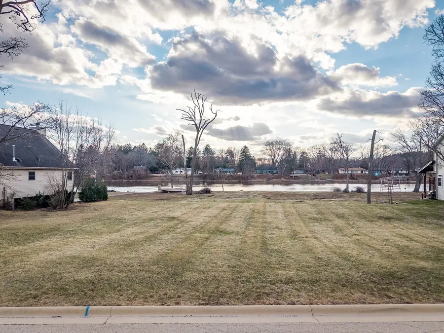 99xx Queen Oaks Drive, Machesney Park, IL 61115 - Image #2