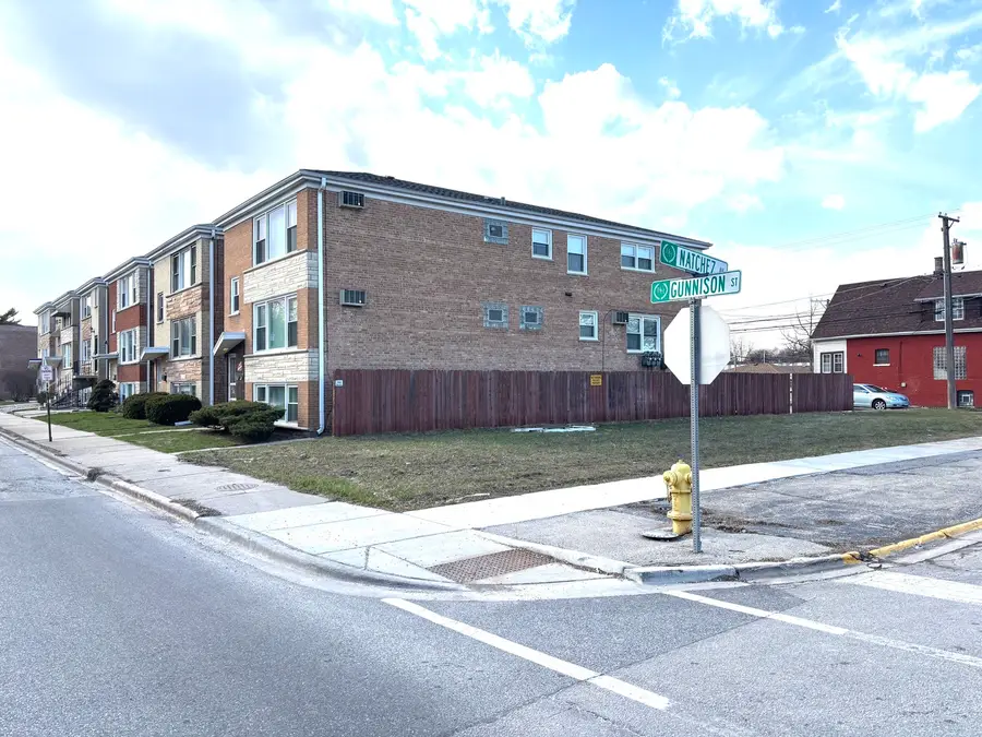 6420 W Gunnison Street, Harwood Heights, IL 60706 - Image #2