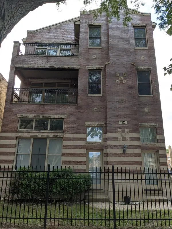 7322 N Claremont Avenue #2E, Chicago, IL 60645