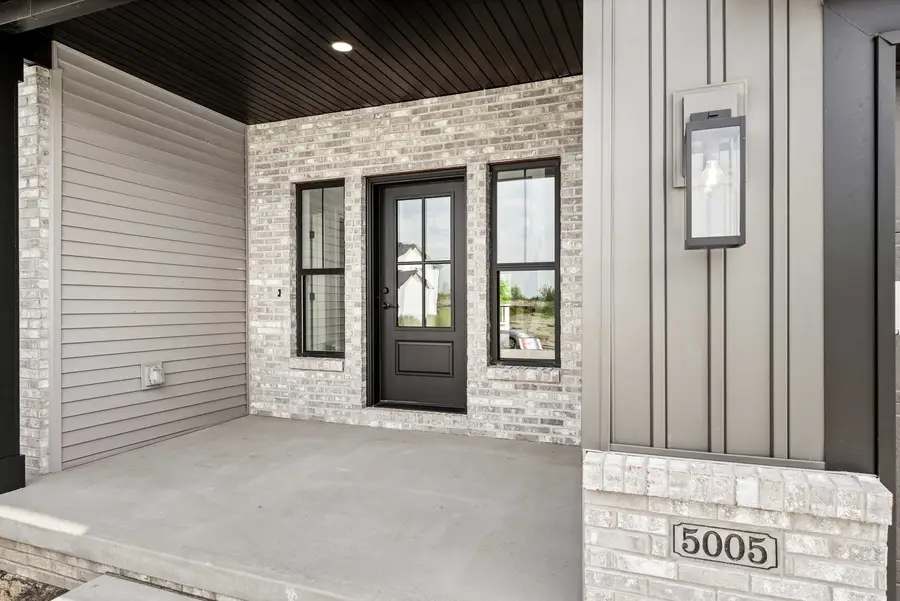 5005 Finlen Lane, Bloomington, IL 61705 - Image #3