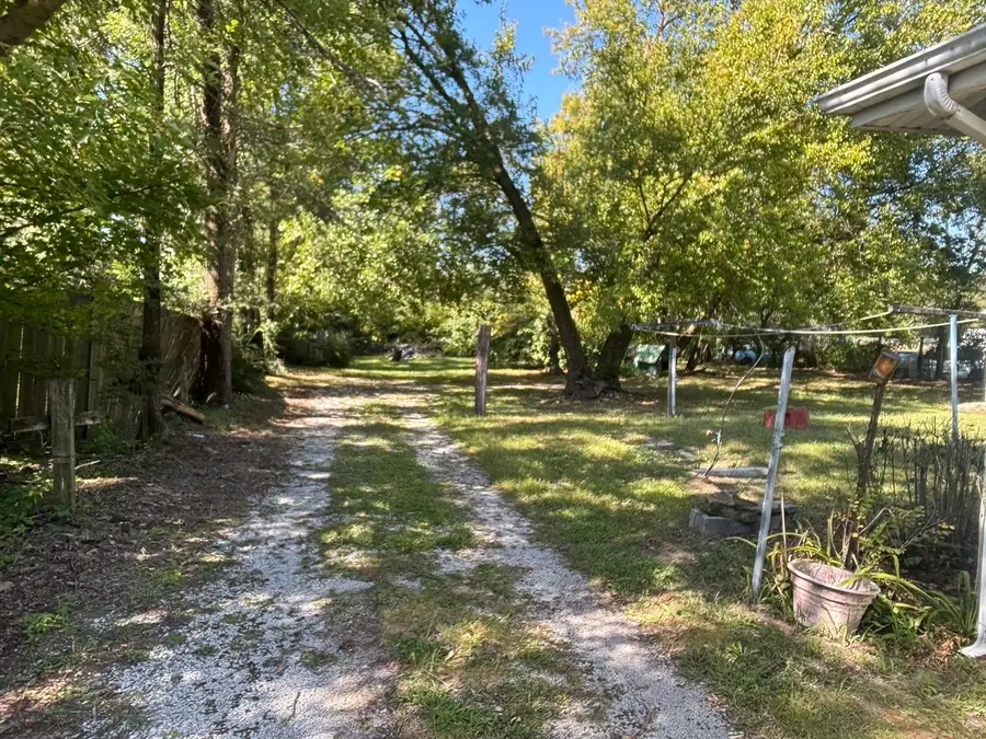 2458 S 12600e Road, Pembroke Township, IL 60958 - Image #3