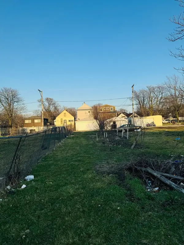 5215 S Halsted Street, Chicago, IL 60609