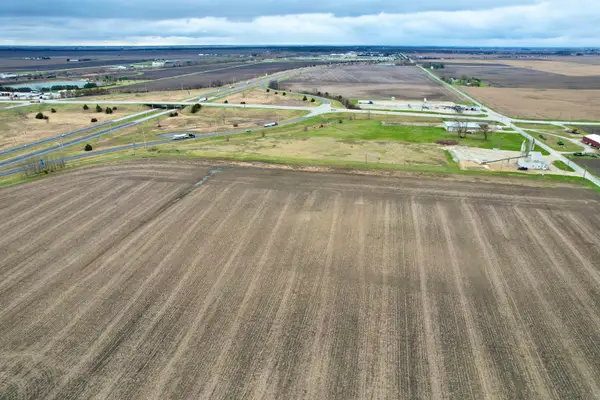 1702 N 600 E, Gilman, IL 60938