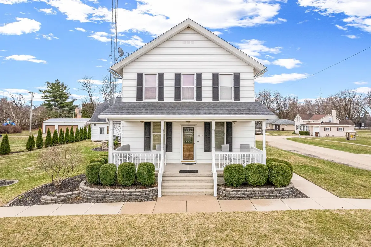 2513 Woods Street, West Brooklyn, IL 61378 - Image #1