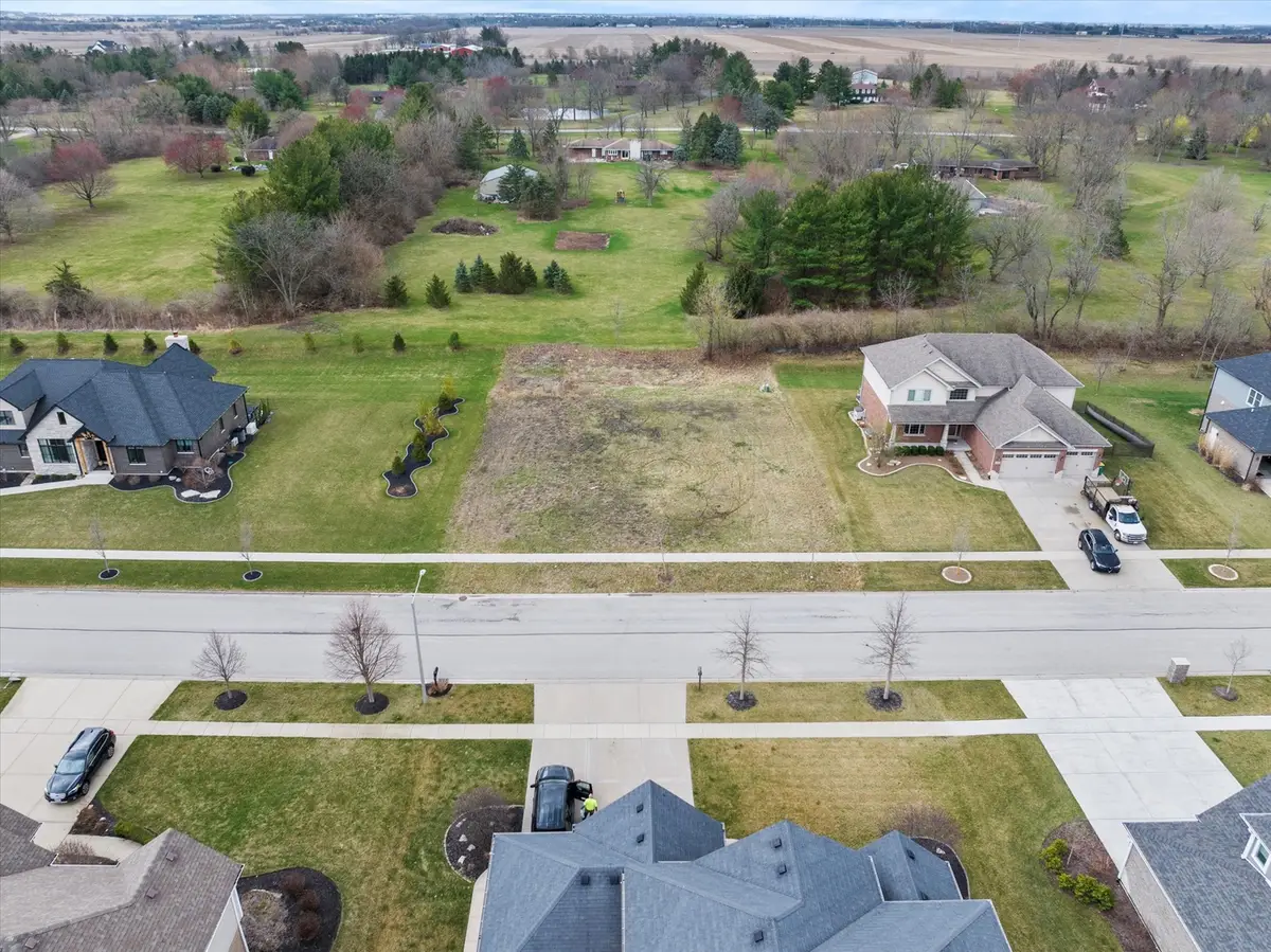 13745 W Memorial Drive, Manhattan, IL 60442 - Image #1