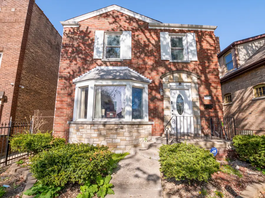 7940 S Crandon Avenue, Chicago, IL 60617 - Image #3