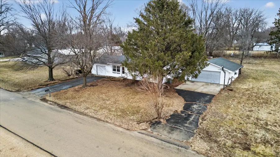 219 River Road, Rochelle, IL 61068 - Image #2