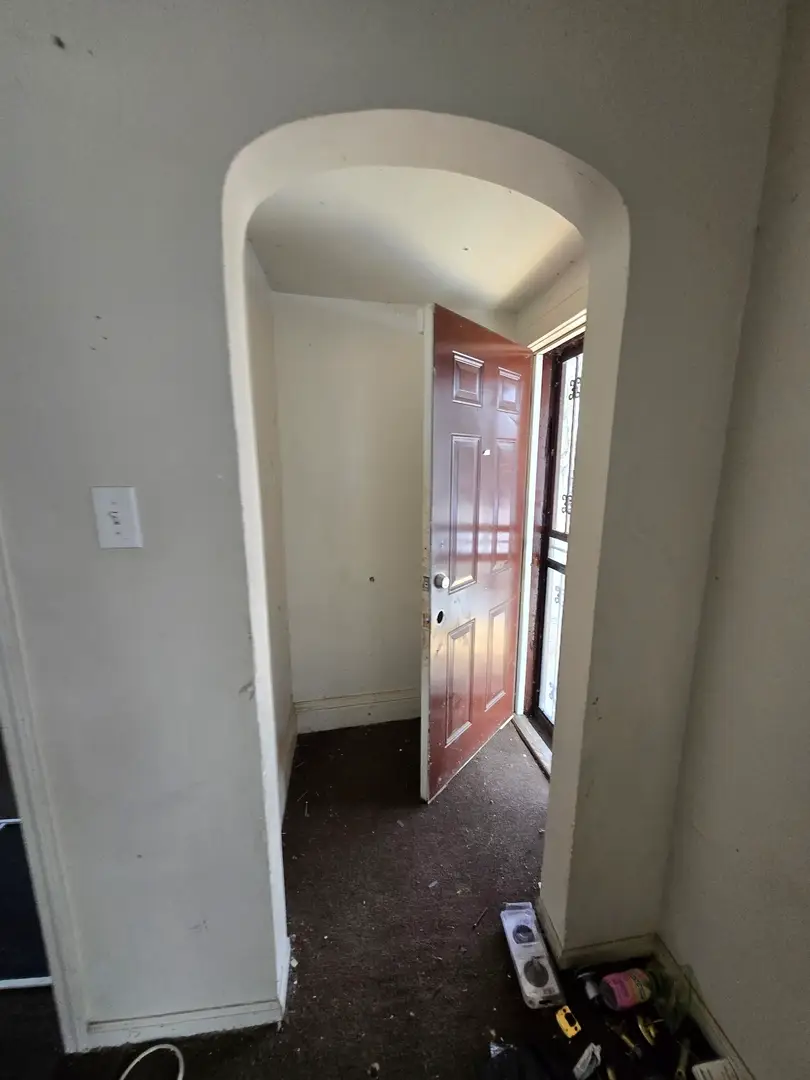 10616 S Lafayette Avenue, Chicago, IL 60628 - Image #3