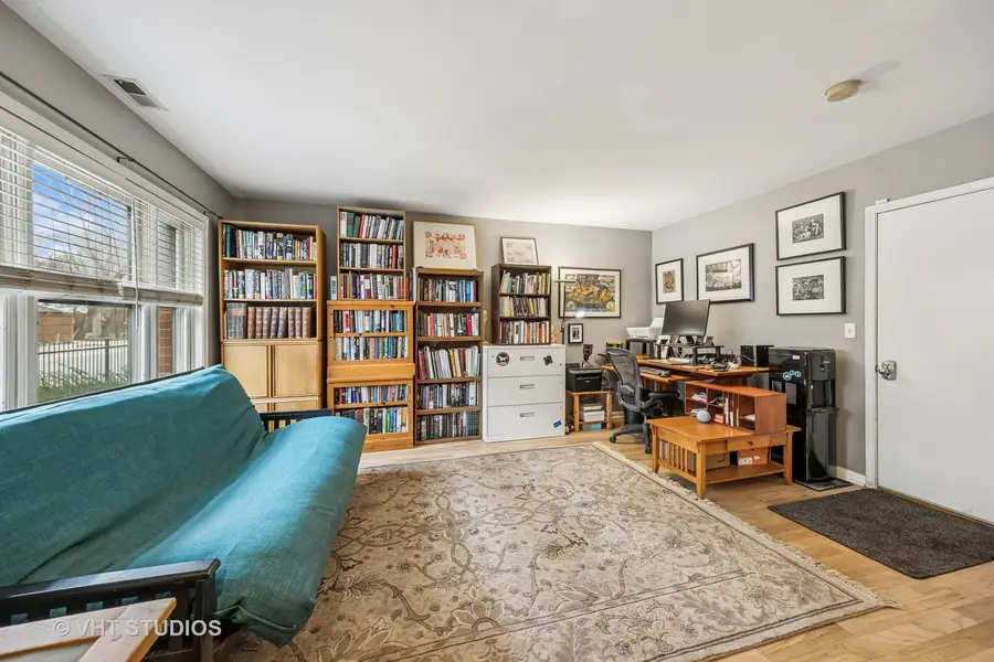 Address Withheld By Seller, Oak Park, IL 60302 - #3