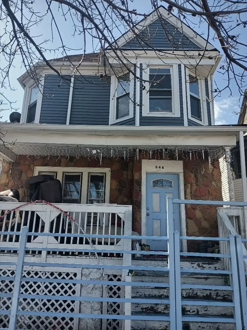 844 N Laramie Avenue, Chicago, IL 60651 - Image #1