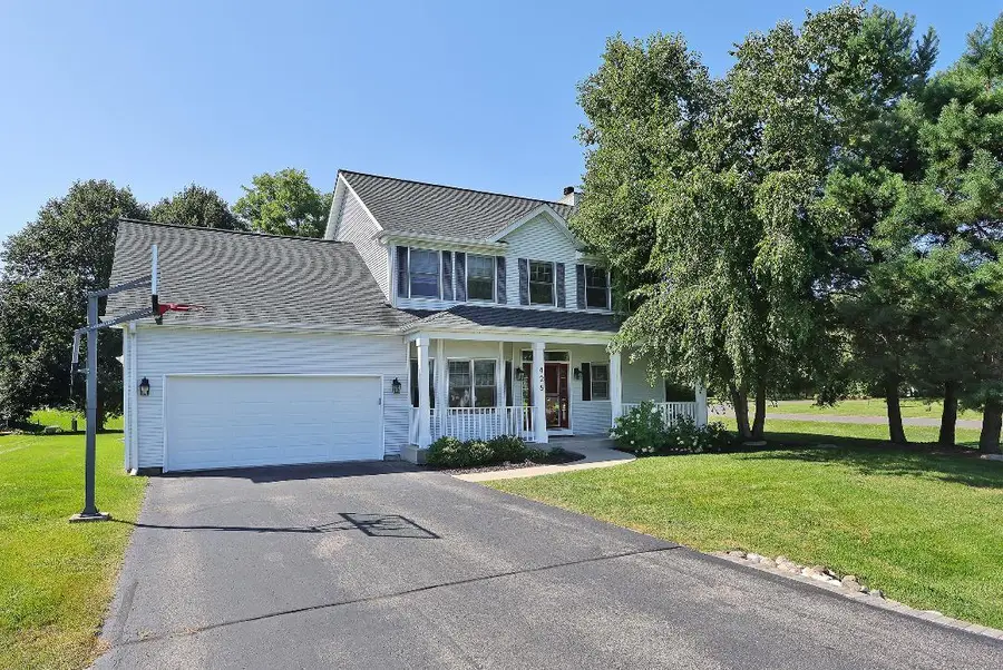 425 Maple Lane, Williams Bay, WI 53191 - Image #2
