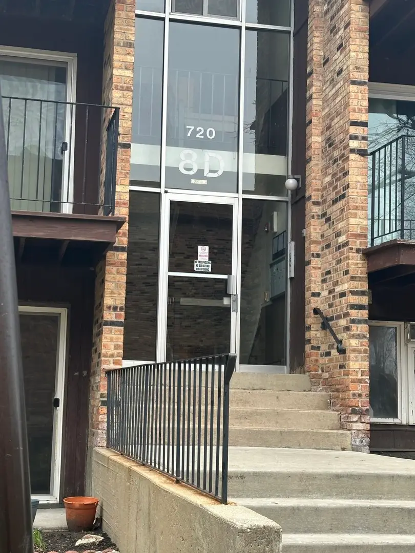 720 Hill Drive #8-303, Hoffman Estates, IL 60169 - Image #3