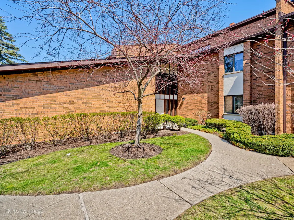 1039 Deerfield Place #1039, Highland Park, IL 60035 - Image #1
