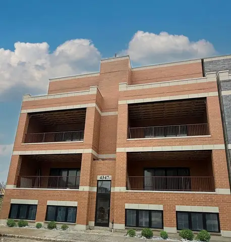 4347 N Richmond Avenue #3N, Chicago, IL 60618